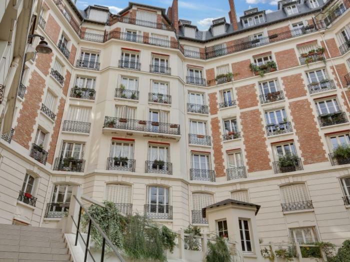 4 People Apartment Close To Eiffel Tower By Weekome París Exterior foto